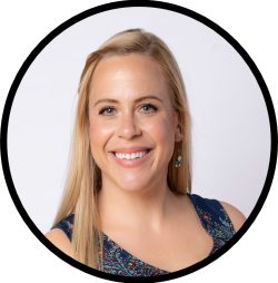 Lauren headshot